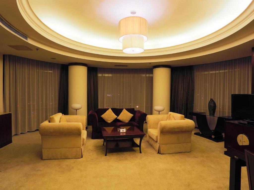 Hua Xia Pearl Hotel Foshan Bagian luar foto