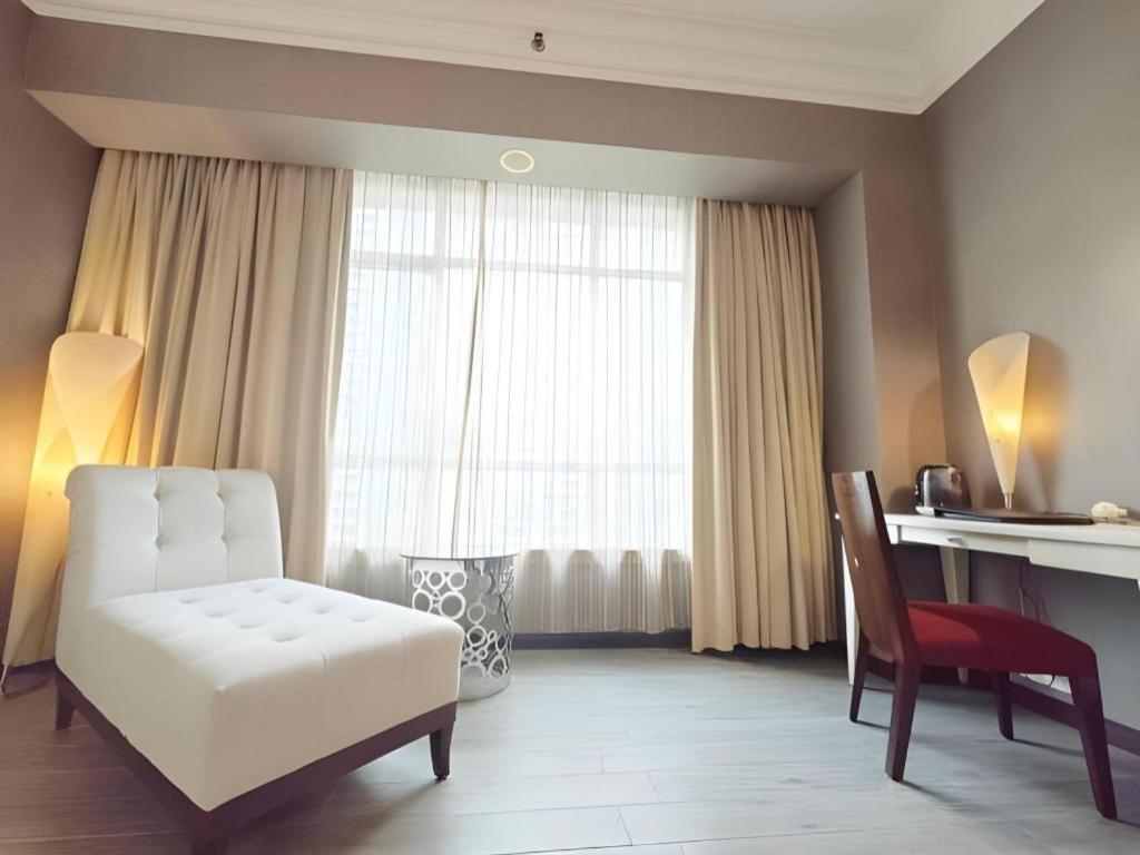 Hua Xia Pearl Hotel Foshan Bagian luar foto