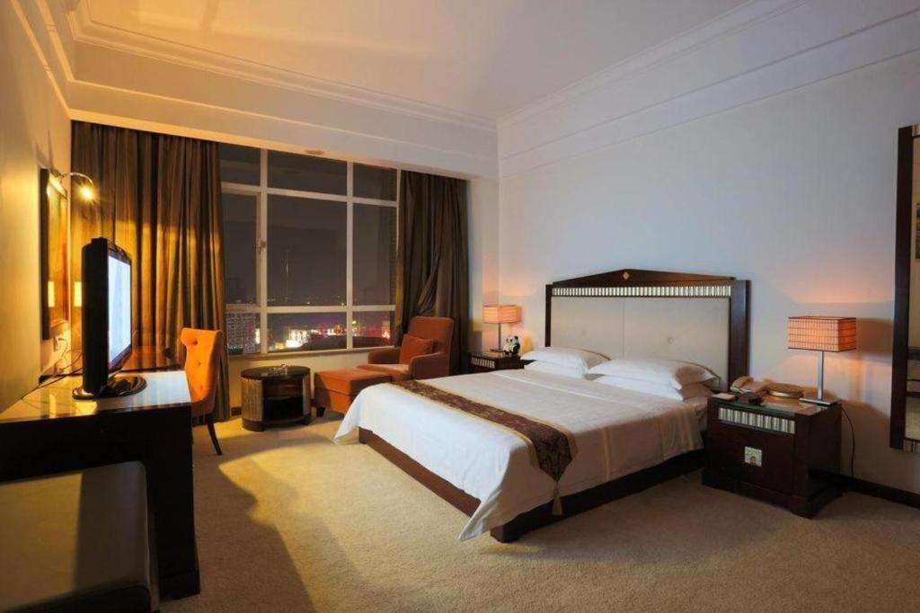 Hua Xia Pearl Hotel Foshan Bagian luar foto
