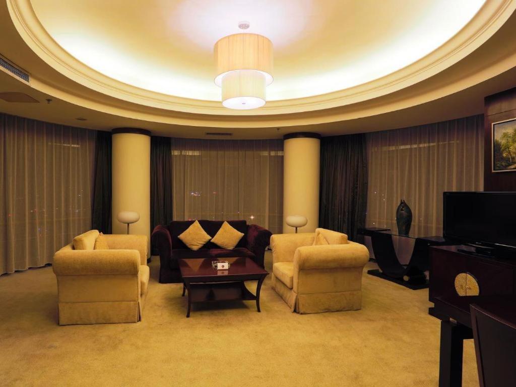 Hua Xia Pearl Hotel Foshan Bagian luar foto